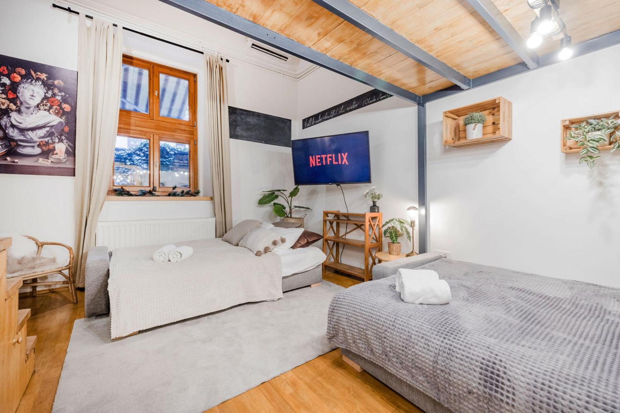 Wellness Wonderland: Garden, Sauna, Jacuzzi In Cbd Boedapest Buitenkant foto