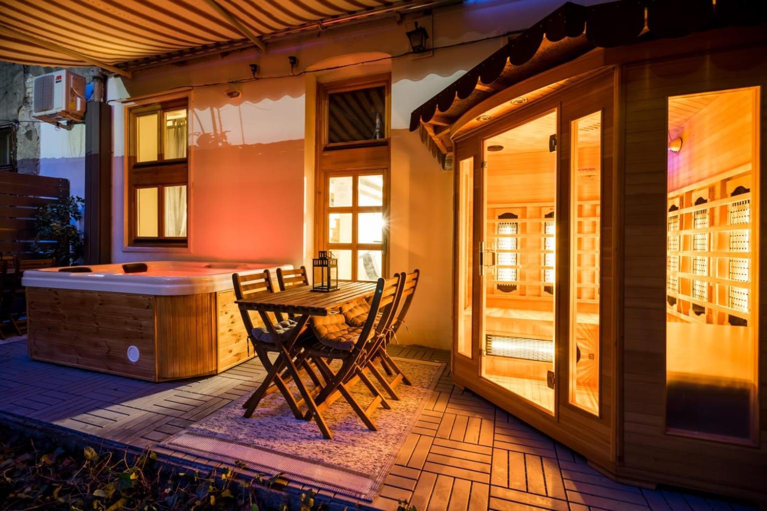 Wellness Wonderland: Garden, Sauna, Jacuzzi In Cbd Boedapest Buitenkant foto