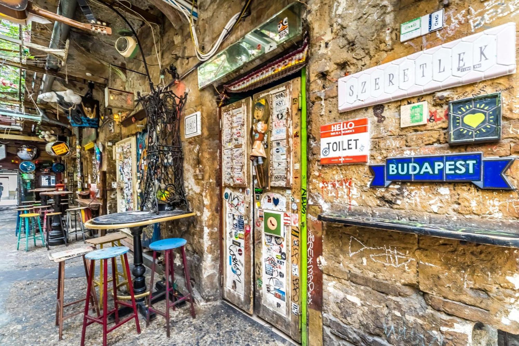 Wellness Wonderland: Garden, Sauna, Jacuzzi In Cbd Boedapest Buitenkant foto
